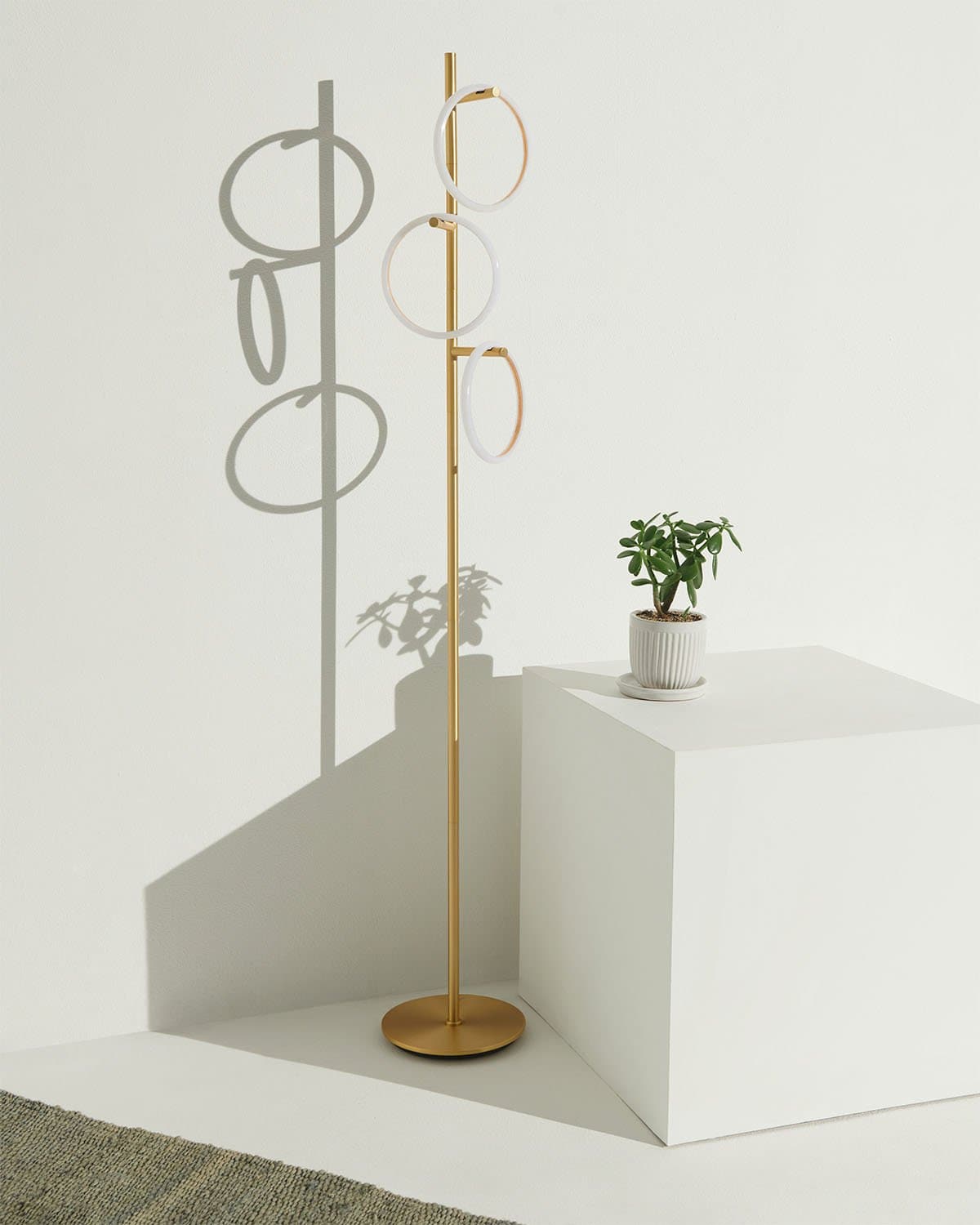Saturn Floor Lamp - Image 3