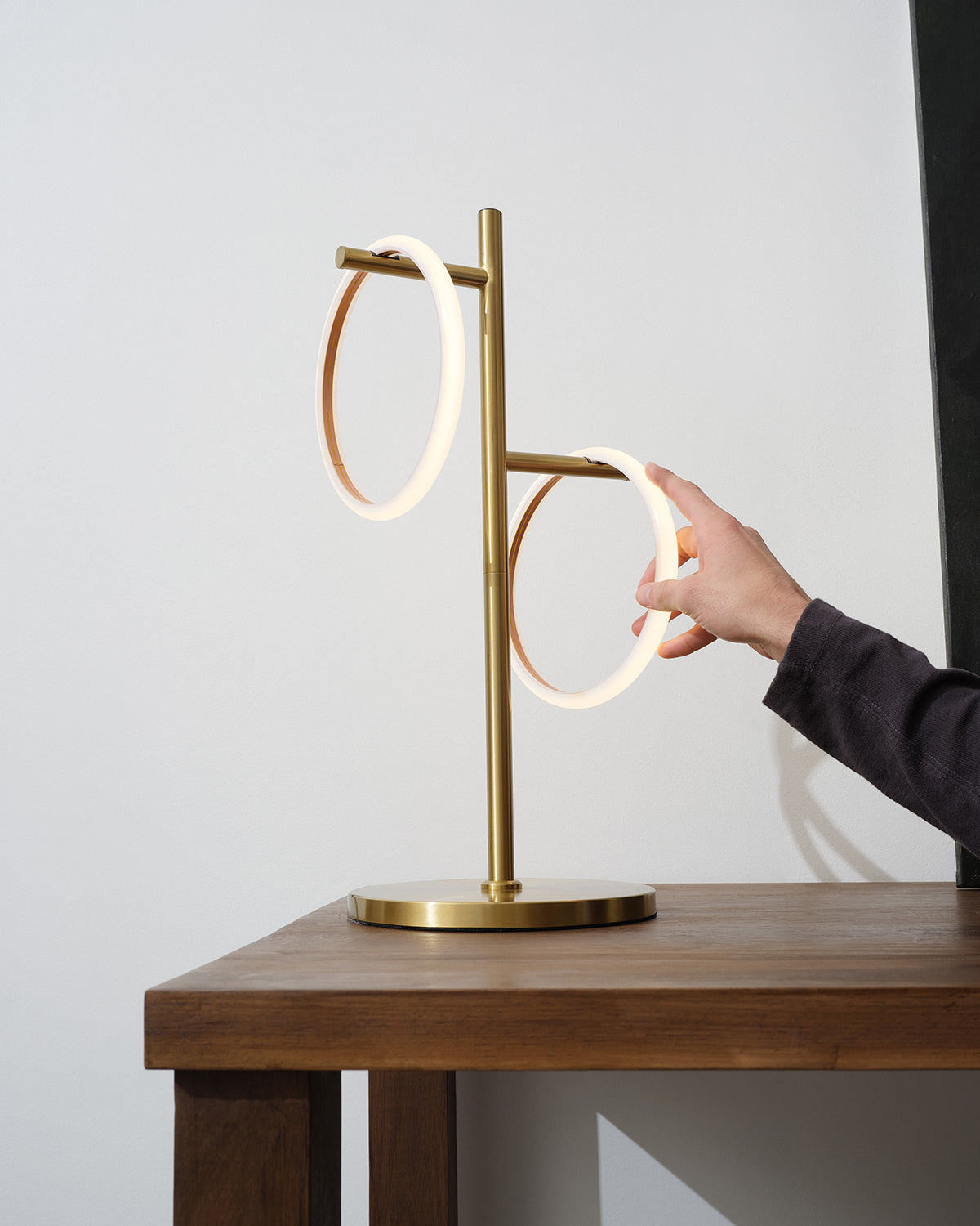 Saturn Table Lamp - Image 3