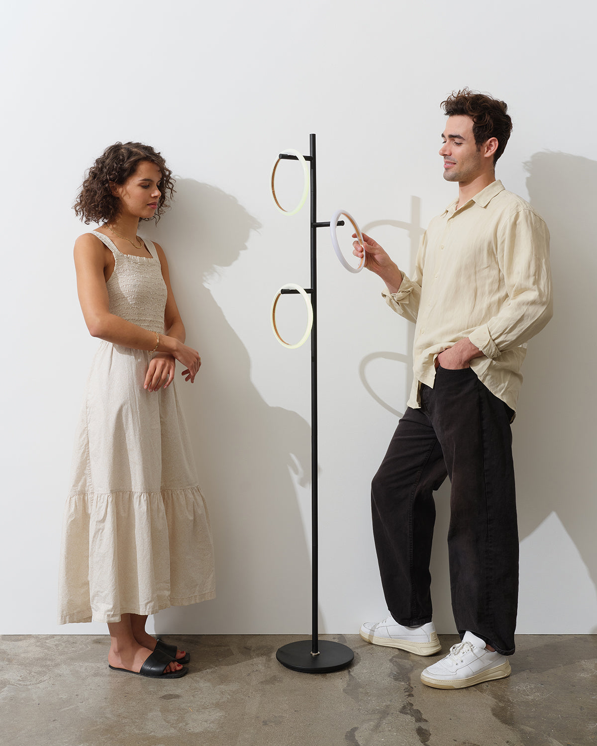 Saturn RGB Floor Lamp - Image 5