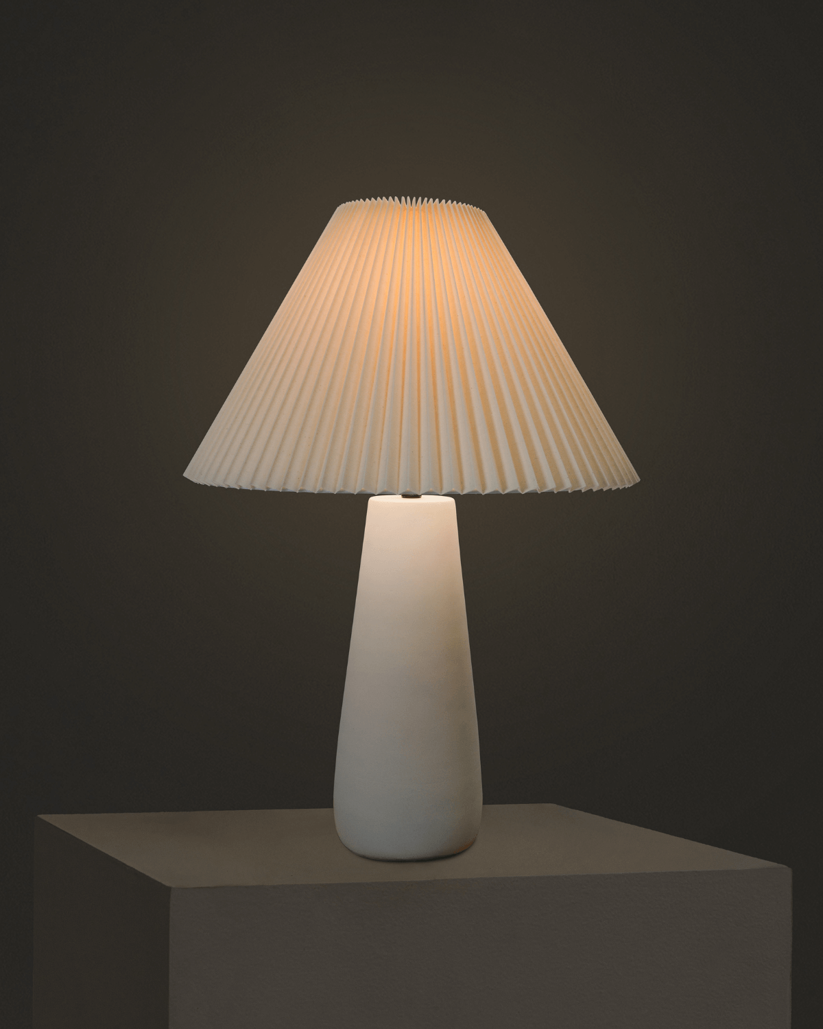 Gwen Table Lamp - Image 3